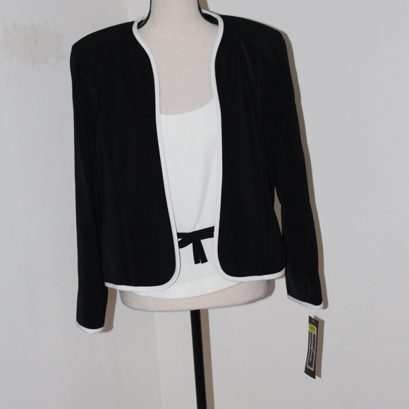 Bundle Positive Attitude, Yellow Blazer, top & black ivory jacket, top & pants - Picture 14 of 16